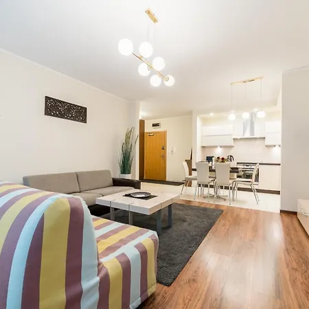 Lägenhet Old Town - 57m2, Balcony - By Rentujemy *