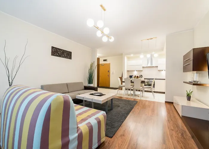 شقة Old Town - 57m2, Balcony - By Rentujemy *